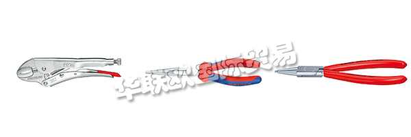 卡爾.古斯塔夫.普什在完成鐵匠學(xué)徒學(xué)習(xí)后，希望和父親一起開創(chuàng)自己的事業(yè)。因此，他在1882年建立了“KNIPEX”，