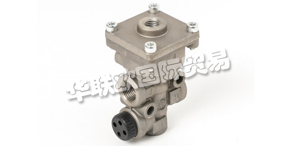 BERTOCCO公司成立于1962年，是一家精密機械車間，多年來從一家小型工匠公司發(fā)展成為一家專業(yè)從事工業(yè)車輛氣動設(shè)備和配件研究，設(shè)計和生產(chǎn)的工業(yè)公司。2013年初，Bertocco Air Truck Technology開始了新的公司結(jié)構(gòu)和新的管理，開始了其活動，重點關(guān)注制動系統(tǒng)，懸架和工業(yè)車輛設(shè)備的組件。