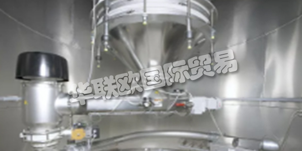 AZO集團在自動化原材料處理方面，是世界上經(jīng)驗最豐富的公司之一。他們擁有1000多名員工，他們對自己的工作充滿熱情，并利用他們豐富的知識和豐富的工廠工程和建筑經(jīng)驗積累了70多年的經(jīng)驗，為您開發(fā)高效，可持續(xù)的解決方案。創(chuàng)造性和修補欲望是他們DNA的一部分。從旋風(fēng)篩分機的開發(fā)開始，散裝物料處理的眾多創(chuàng)新可歸功于他們。對有遠見的技術(shù)的好奇心和開放性帶來了具有長期前景的解決方案。