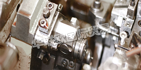 ARNOLD集團(tuán)憑借多年來在智能緊固系統(tǒng)和非常復(fù)雜的擠壓件生產(chǎn)方面的專業(yè)知識，已發(fā)展成為復(fù)雜緊固系統(tǒng)的綜合供應(yīng)商和開發(fā)合作伙伴。憑借他們對“藍(lán)色緊固系統(tǒng)”的新定位，這一發(fā)展過程現(xiàn)在將繼續(xù)在一個統(tǒng)一和協(xié)調(diào)的結(jié)構(gòu)下進(jìn)行。工程，緊固件和功能部件，以及進(jìn)料器處理系統(tǒng)，所有這些都來自單一來源 - 高效，持續(xù)和國際化。