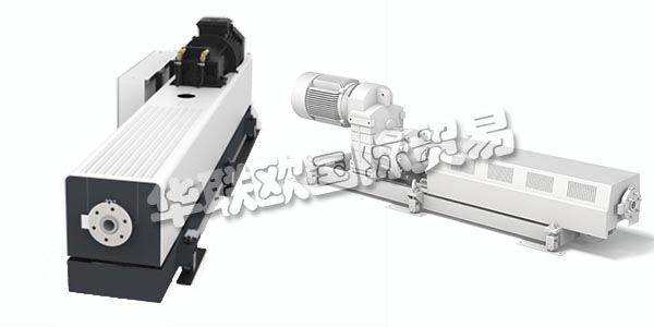 德國REIFENHAUSER主要產(chǎn)品：REIFENHAUSER擠出機、螺桿擠出機等。REIFENHAUSER成立于100多年前，當時是一個鐵匠鋪。65年來，該公司一直專注于塑料擠出設(shè)備的開發(fā)和生產(chǎn)。