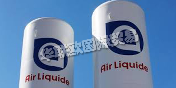 法國AIR LIQUIDE主要產(chǎn)品：AIR LIQUIDE泵、廢液泵等。AIR LIQUIDE集團(tuán)誕生于巴黎EcoleSupérieuredePhysique et Chimie Industrielle的兩名年輕畢業(yè)生。作為一名受到啟發(fā)且有時甚至是古怪的研究人員，Georges Claude在巴黎公交車庫進(jìn)行了兩年不懈的實(shí)驗(yàn)后，成功地完善了液化空氣的過程。他的合伙人保羅·德洛姆(Paul Delorme)是一位審慎的遠(yuǎn)見卓識者，盡管有財(cái)務(wù)方面的考慮，但他毫不猶豫地支持這個工業(yè)項(xiàng)目，并提供了至關(guān)重要的初期投資。這家年輕的公司迅速吸引了24位股東的投資，而液化空氣公司的偉大冒險開始了。
