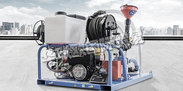 德國TRACTO-TECHNIK公司主要供應(yīng)：德國TRACTO-TECHNIK鉆機(jī),TRACTO-TECHNIK液壓單元，位移錘，夯錘，循環(huán)系統(tǒng)等產(chǎn)品。