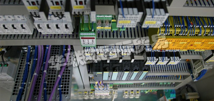 德國JAGER ELEKTROTECHNIK公司主要供應：德國JAGER ELEKTROTECHNIK開關柜,JAGER ELEKTROTECHNIK電源，控制柜，低壓開關柜，磁鐵電源，高壓電源等產品。