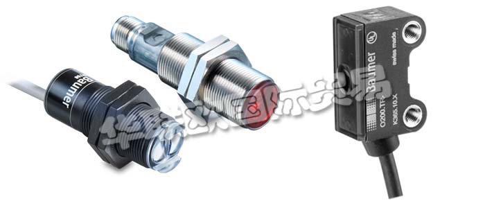 BAUMER傳感器,漫反射式傳感器基于三角測量原理，集發(fā)射器和接收器于一身，分析光的入射角，可檢測各種顏色、表面或背景的物體。即便是最小可識別物體，也能對其進行極為快速、精確的位置檢測，用于機器人和電子元件，可自動設(shè)置物體檢測參數(shù)，例如在格式校準(zhǔn)時，即使距離較遠(yuǎn)，也能夠可靠地檢測物體。